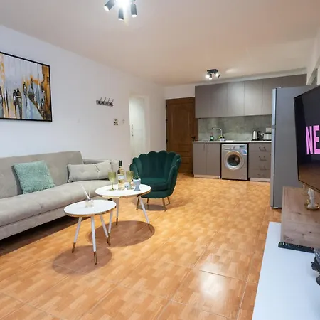 Napa * איה נאפה