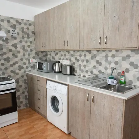 Napa * איה נאפה