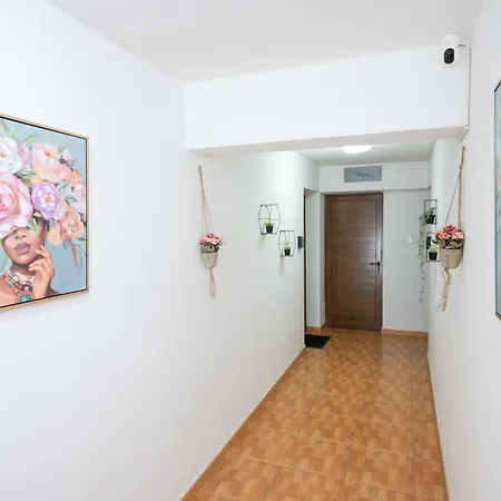 Napa Apartment